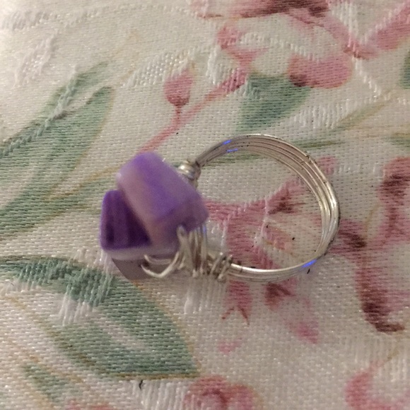Wire wrapped ring with shells beads. - Picture 4 of 6